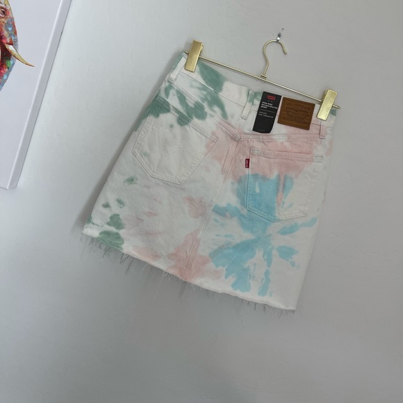 Levi’s High Rise Deconstructed Tie Dye Skirt Sz 27 - Picture 2 of 5